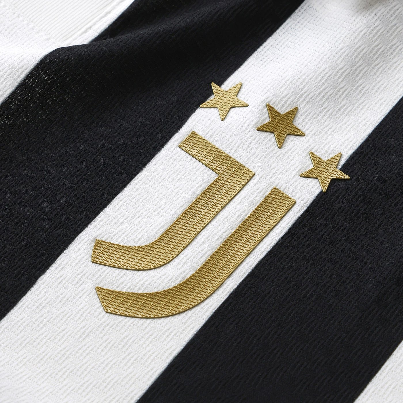 juventus-fc-2026-27-home-kit