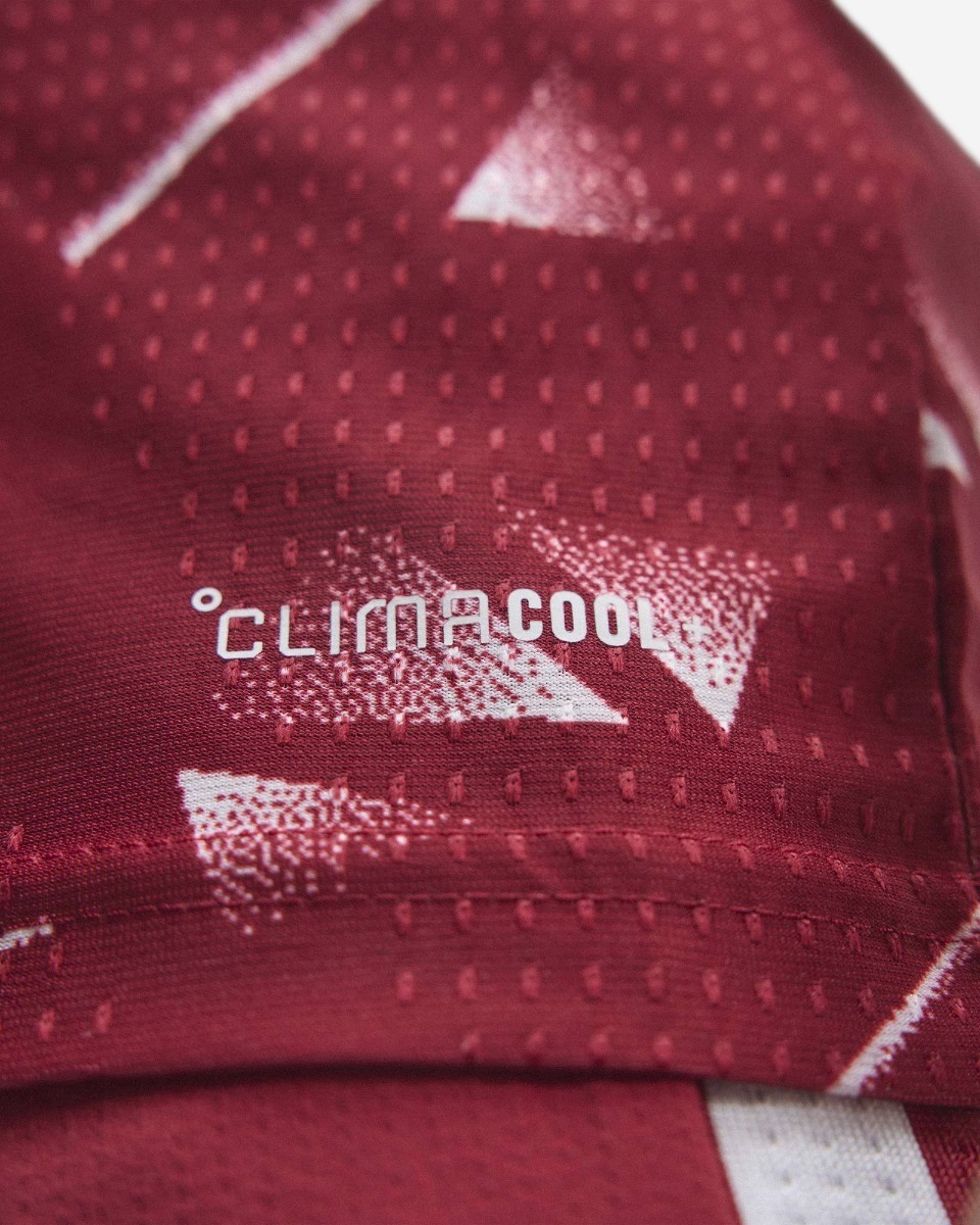 liverpool-fc-2026-27-home-kit (3)
